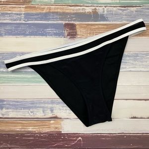 Cheeky Mesh Trim Waistband Bikini Bottoms M